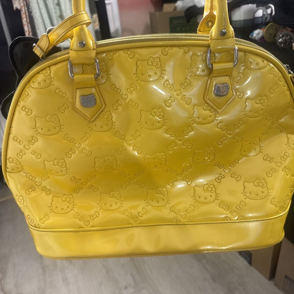 Hello Kitty satchel duffel bag rare Yellow  Loungefly Sanrio 2012 Via
